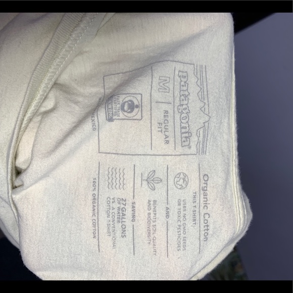 Patagonia T-shirt - Picture 4 of 5